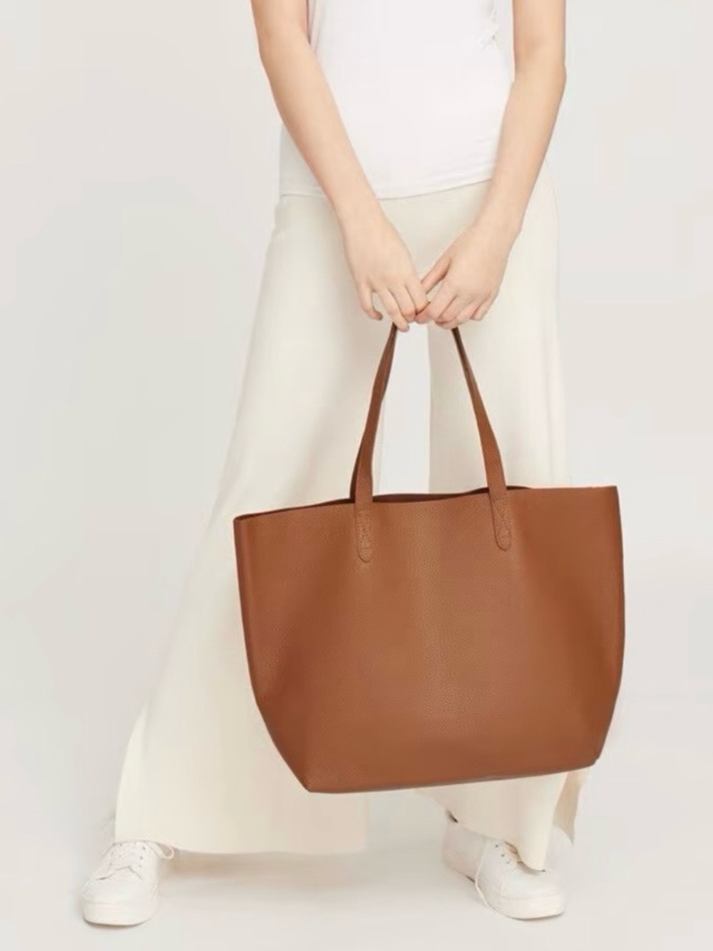 Cuyana Classic Leather Tote Caramel Italian Leather NWT Minimalist Office